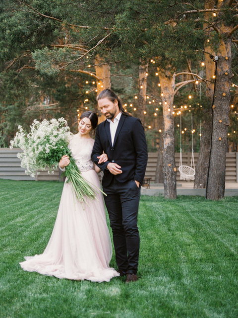 Konstantin 与 Maria. 尼基塔·杰米多夫