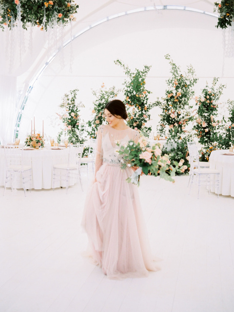 Konstantin 与 Maria. 尼基塔·杰米多夫