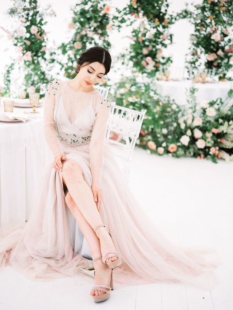 Konstantin 与 Maria. 尼基塔·杰米多夫