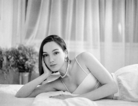 Polina. 尼基塔·杰米多夫