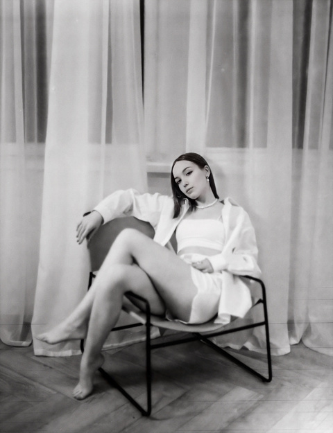 Polina. 尼基塔·杰米多夫
