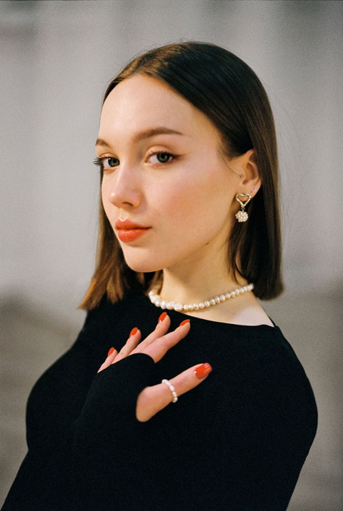 Polina. 尼基塔·杰米多夫